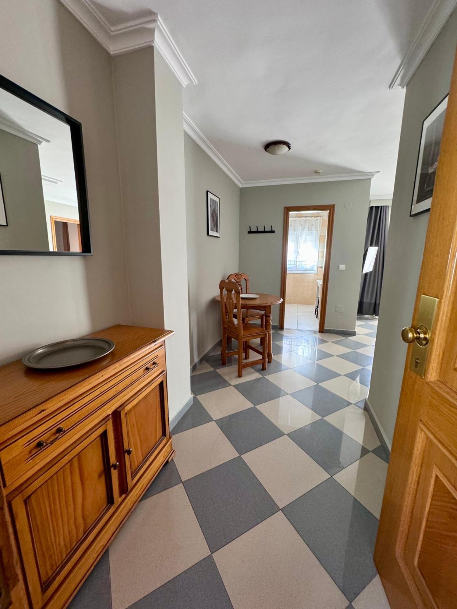 Apartamentos Nina De Oro Torremolinos Eksteriør bilde