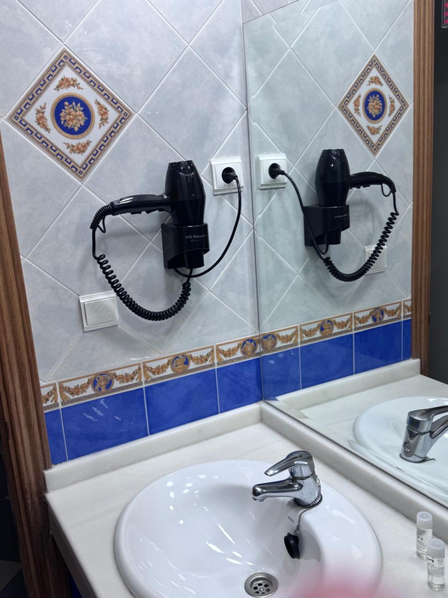 Apartamentos Nina De Oro Torremolinos Eksteriør bilde