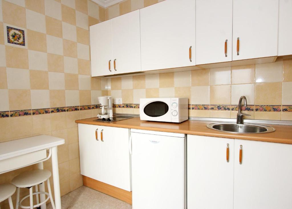 Apartamentos Nina De Oro Torremolinos Rom bilde