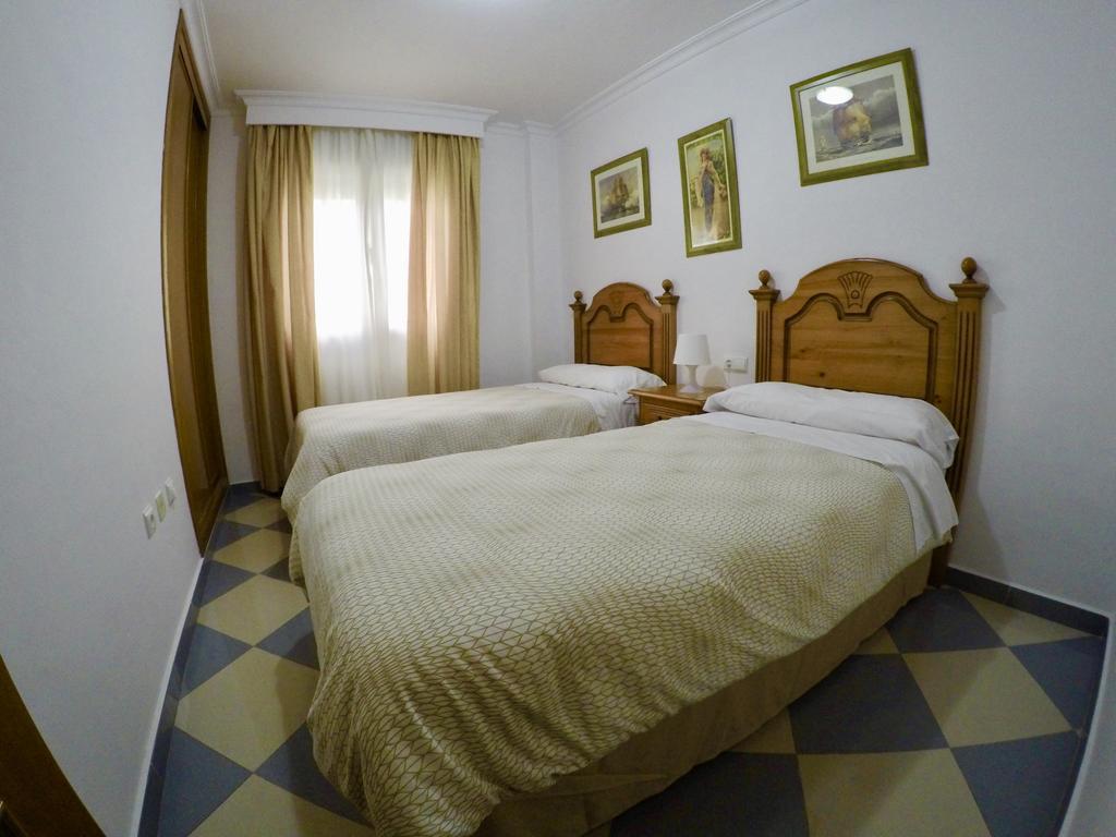 Apartamentos Nina De Oro Torremolinos Eksteriør bilde